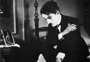  Charlie Chaplin