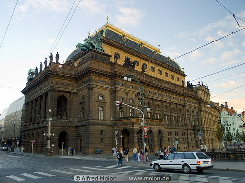  National theater
