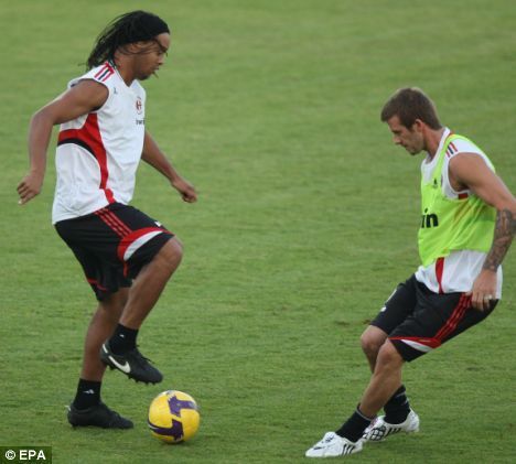 Beckham in Dubai training