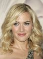 Kate at Revolutionary Road Premiere 12.15.2008 - kate-winslet photo