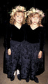 Mary-Kate & Ashley Olsen - stars-childhood-pictures photo