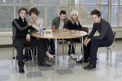  The Cullens<3