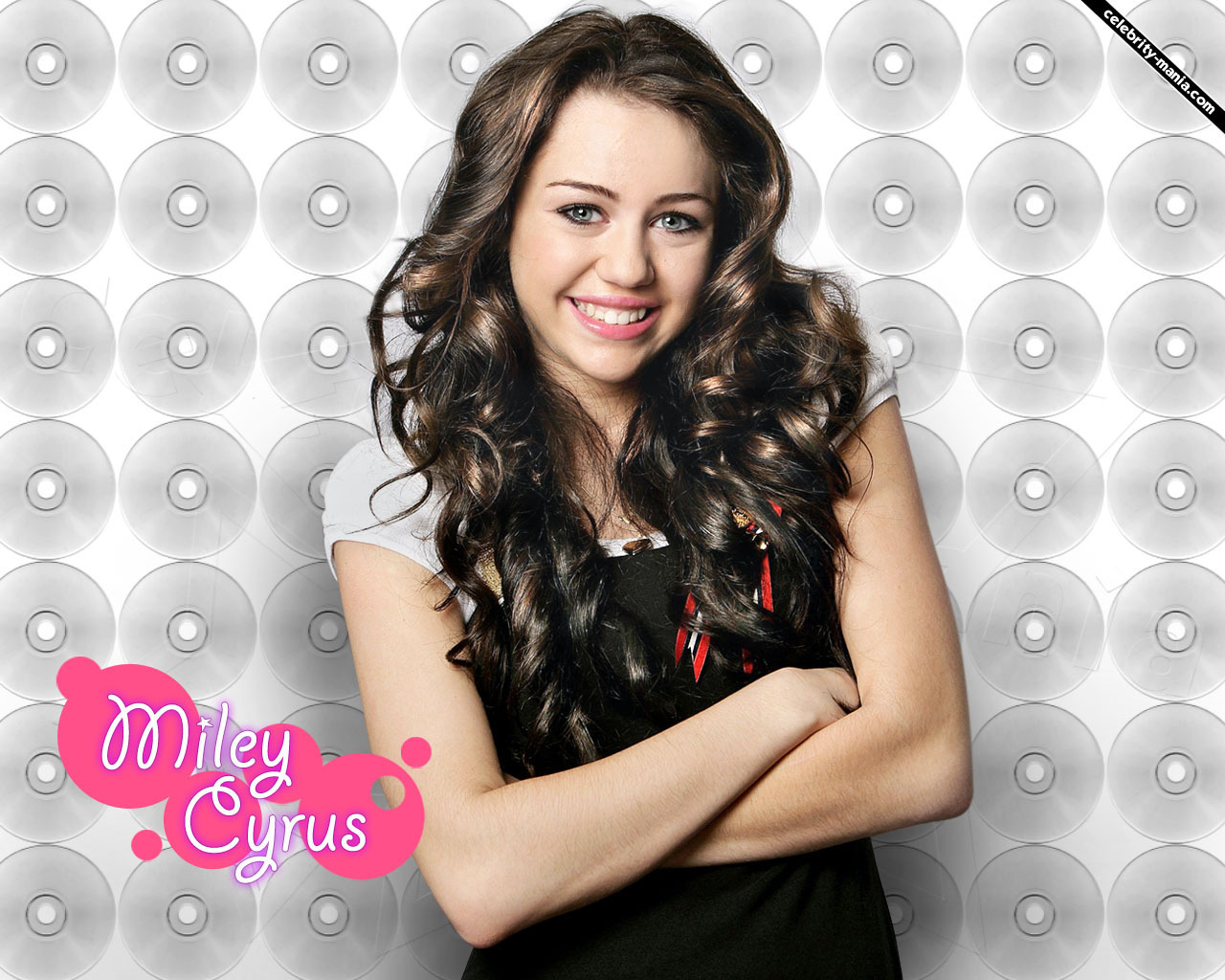 http://images2.fanpop.com/images/photos/3400000/Miley-Wallpapers-miley-cyrus-3452020-1280-1024.jpg