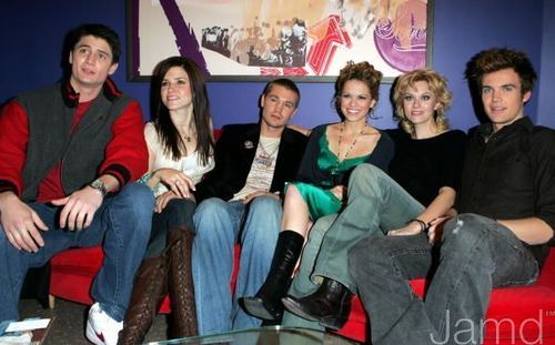  One árvore colina Cast at mtv and FYE 2005