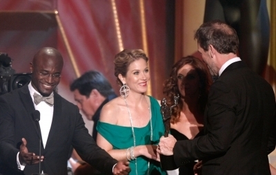  Hugh Laurie accepting his SAG Award
