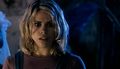 rose-tyler - 2x02 Tooth and Claw Screencap [Rose Tyler] screencap