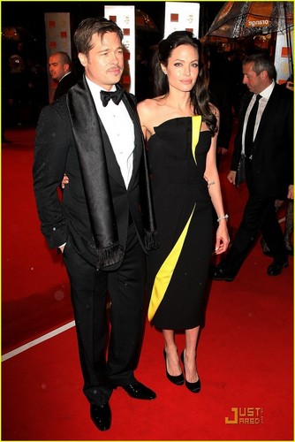  Angelina @ 2009 BAFTA Awards