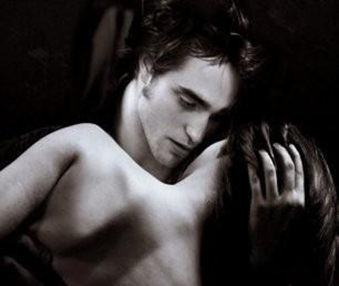 http://images2.fanpop.com/images/photos/4300000/Edward-and-Bella-edward-and-bella-4340840-480-405.jpg