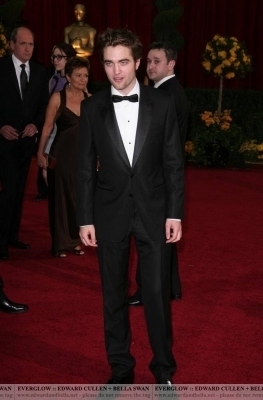  Rob @ Academy Awards - Arrival