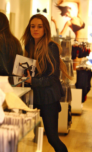 Lindsay with Sam Shopping in London