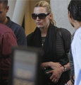 Los Angeles Airport 02/23/09 - kate-winslet photo