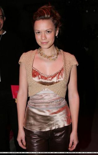 02-06-2005: Olympus Fashion Week: Tracy Reese <3