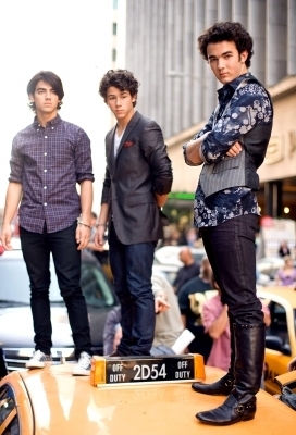 Jonas Brothers 3D movie promotionals
