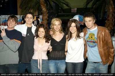 OTH cast at Planet Hollywood