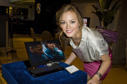  Leighton Meester at the Sony Store in NYC
