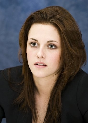The image “http://images2.fanpop.com/images/photos/4900000/Adventureland-Photocall-twilight-series-4954649-366-512.jpg” cannot be displayed, because it contains errors.