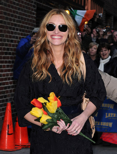  Julia Roberts visits "Late دکھائیں with David Letterman March 17th 2009