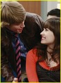 demi-lovato - Sonny With A Chance > Season 1 > Episode 3: Sonny At The Falls screencap