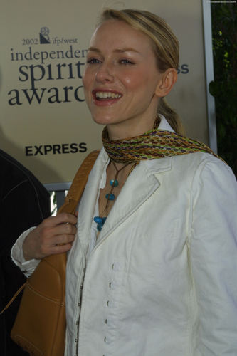 Naomi @ 17th Annual IFP Independent Spirit Awards March 23, 2002