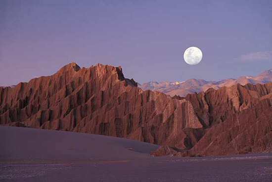 Valle-de-la-Luna-en-San-Juan-Moon-s-Valley-argentina-5382699-550-368.jpg
