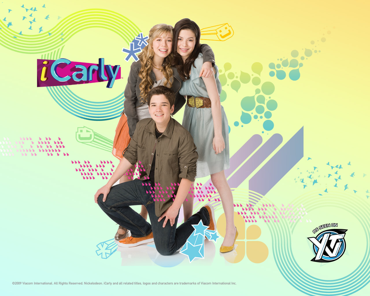 http://images2.fanpop.com/images/photos/5300000/wallpaper-10-icarly-5380078-1280-1024.jpg