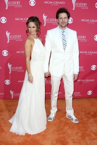 Jennifer and Jamie - Country Music Awards