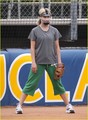 Reese playing Softball - reese-witherspoon photo