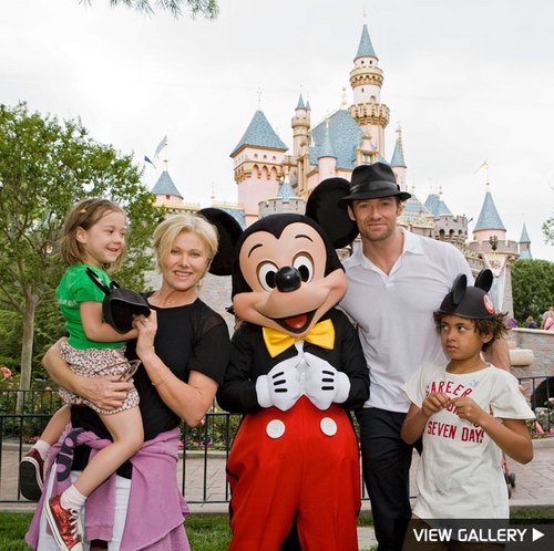  Hugh & family @ Disneyland