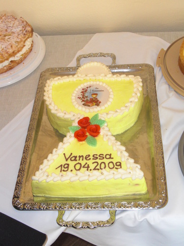  Vanessa`s Cake 1
