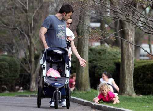 Jen and Ben go for a walk with their daughters in Boston - April 26 2009