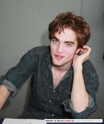  Robert Pattinson ♥