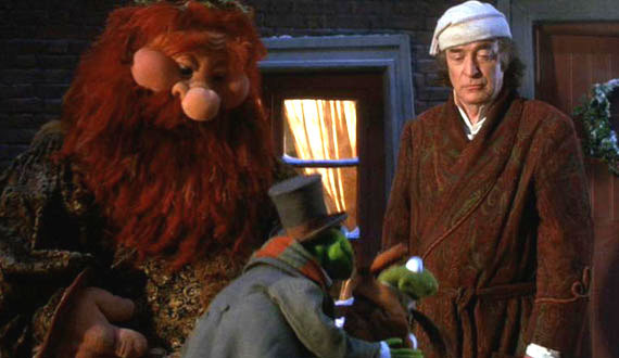 The-Muppet-Christmas-Carol-Screencaps-michael-caine-5823386-570-330.jpg