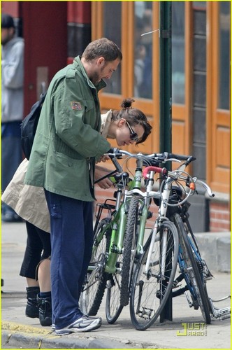  Rachel McAdams & Josh Lucas out bicicletta, andare in bicicletta