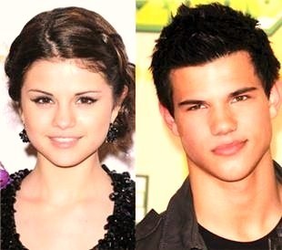  Taylor & Selena