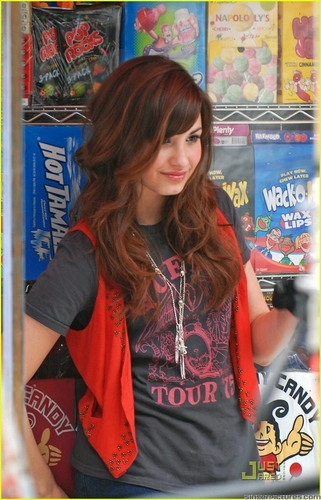 demi at the caramelle store!