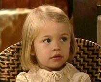  Emma Lavery, Ryan & Annie's daughter, played kwa Lucy Merriam
