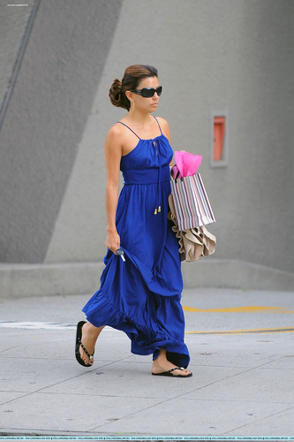 Eva Longoria Parker does some shopping in Beverly Hills - 11 May 2009
