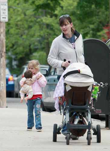  Jen and violett take baby Seraphina for a stroll in Boston - May 11 2009