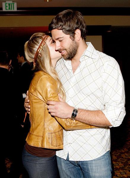 16th Annual Race to Erase MS event Zachary Levi Photo 6253083 Fanpop