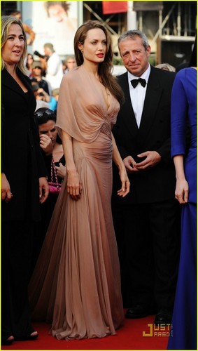  Angelina & Brad @ Cannes [HQ Pictures]