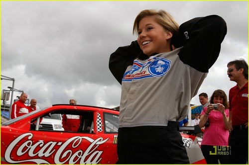  Shawn Johnson at the NASCAR Sprint Cup Series Coca-Cola 600