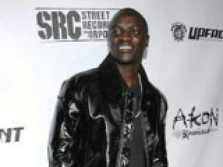 *Akon-9* Vicky 