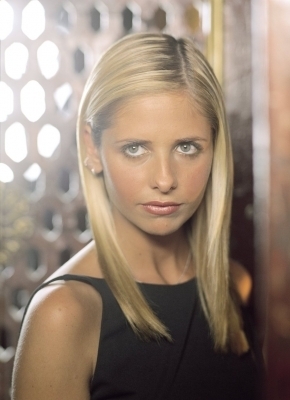 smg as Buffy Summers