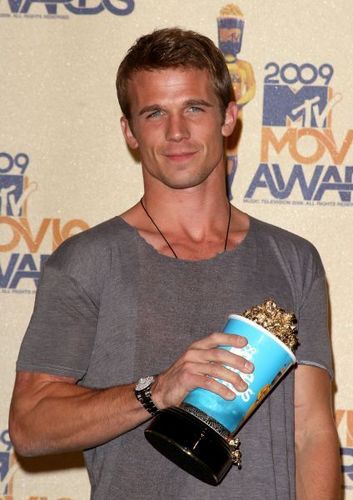  Cam At 2009 MTV Movie Awards - Press Room.
