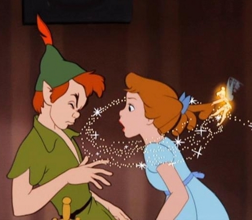  Peter Pan, Wendy and campanita