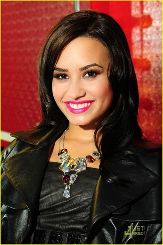 Demi Lovato music video shoot for “Here We Go Again"