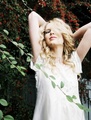 taylor swift - love-story-the-song photo