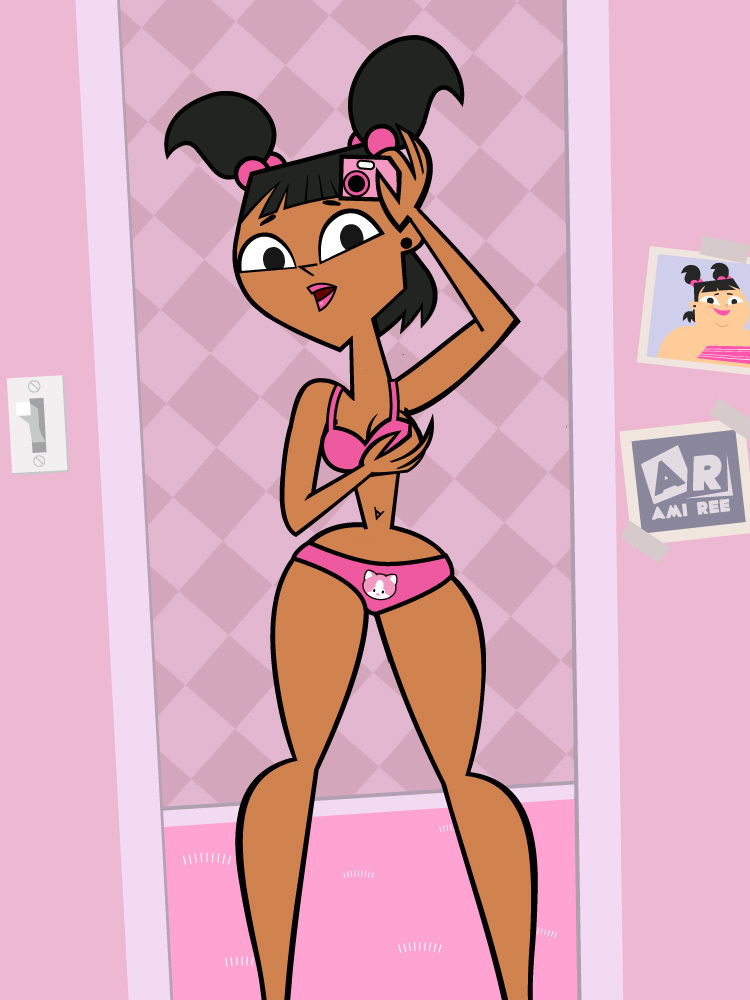 Photo of katie taking a photo for fans of total drama island katie and sadi...