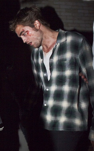  Bloody Rob On The Set Of Remember Me