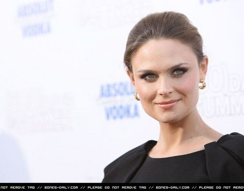  Emily Deschanel @ the Premiere Of 500 Days Of Summer